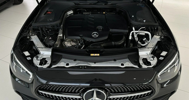 Mercedes-Benz Klasa E cena 196900 przebieg: 60024, rok produkcji 2021 z Kórnik małe 781